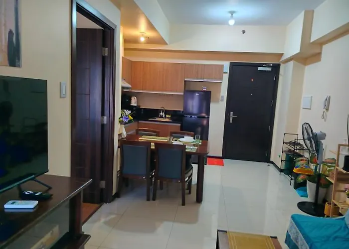Apartamento Sunset View With Balcony At The Radiance Bay, With Fast Wifi, Netflix, Pool, & Sauna, Near Moa, Naia, Picc & Star City, Wfh Ready - Pet Friendly Manila