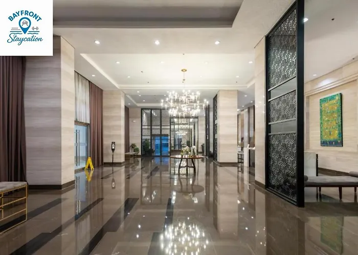 Apartment Bay Sunset With Balcony, Fast Wifi, Netflix, Pool, Gym & Sauna, Near Moa, Naia, Picc & Star City, Wfh Ready *