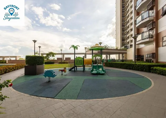 Bay Sunset With Balcony, Fast Wifi, Netflix, Pool, Gym & Sauna, Near Moa, Naia, Picc & Star City, Wfh Ready * Manila